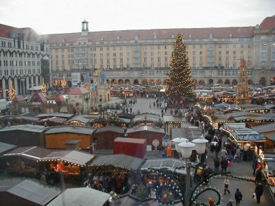 Der Strietzel-Markt auf dem Altmarkt